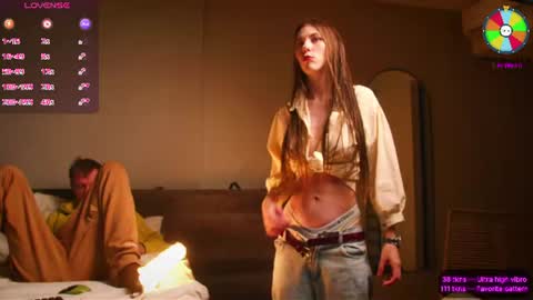 Snapshot of vundersex chatting on 06/18/26, 02:10 Eva and Franklin online show from 06/18/26, 02:10