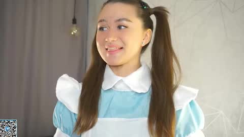 Ethal - thank you for thumb up online show from 10/10/25, 01:59