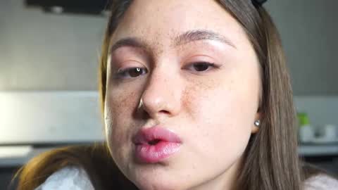 Ethal - thank you for thumb up online show from 12/19/25, 01:56