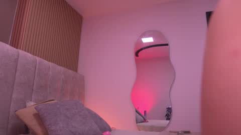 Violeta online show from 03/19/26, 03:10