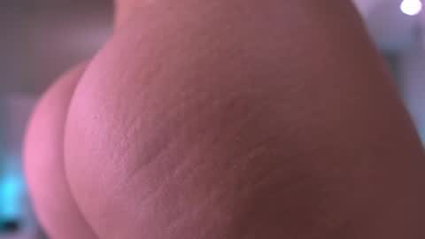 Violeta online show from 04/10/26, 03:56