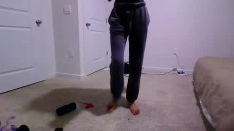 vvlk2112 online show from 11/29/25, 01:41