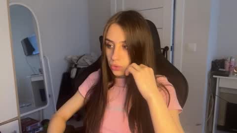 Arina online show from 03/18/26, 10:07