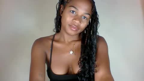 vynarahot online show from 05/05/26, 07:27