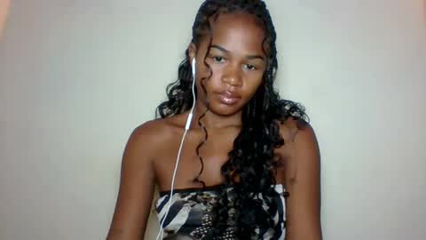 vynarahot online show from 05/10/26, 04:50