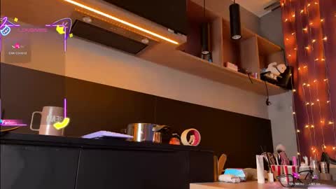 ILONA A week goal new laptop online show from 02/03/26, 09:31