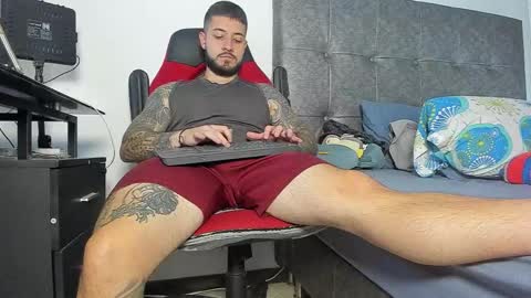 vyxen_ online show from 02/03/26, 08:36