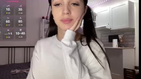 Alice  Before pvt write to me in PM  online show from 09/27/25, 09:31