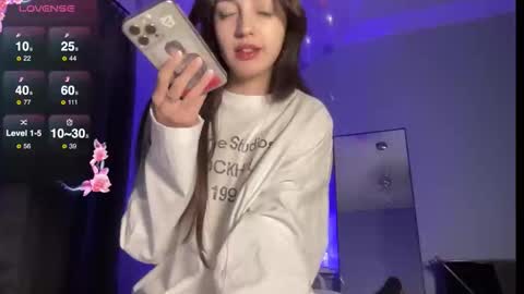 Alice  Before pvt write to me in PM  online show from 01/18/26, 09:51