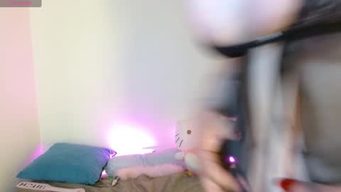 kitty SUPORT ME AND MY BABY SINGLE MOMY online show from 12/07/24, 05:31