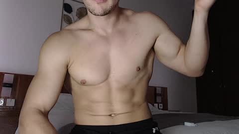 Snapshot of w_witcher chatting on 12/13/24, 05:05 w_witcher online show from 12/13/24, 05:05