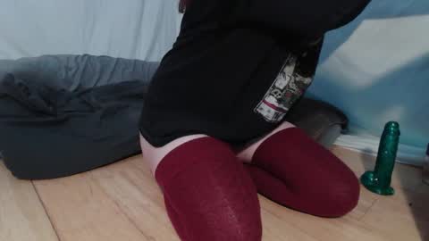 Rose online show from 10/27/25, 07:34