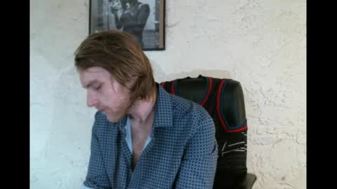 Wacky online show from 10/08/25, 02:25