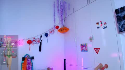 Waifu exe online show from 11/17/25, 05:13