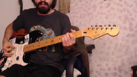 Snapshot of wake_and_bakee chatting on 11/16/25, 02:39 John online show from 11/16/25, 02:39