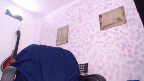 Snapshot of wake_and_bakee chatting on 11/20/25, 02:39 John online show from 11/20/25, 02:39