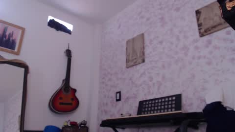 Snapshot of wake_and_bakee chatting on 12/02/25, 06:36 John online show from 12/02/25, 06:36