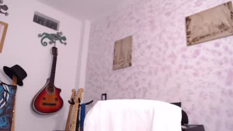 Snapshot of wake_and_bakee chatting on 07/26/26, 12:41 John online show from 07/26/26, 12:41