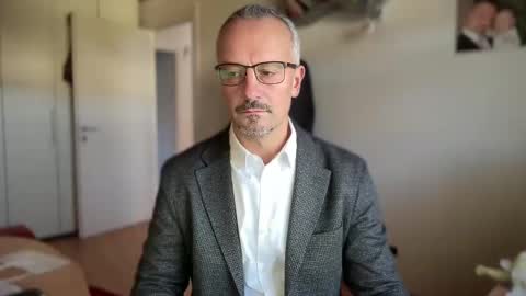 Snapshot of walky78 chatting on 01/29/25, 08:40 walky78 online show from 01/29/25, 08:40