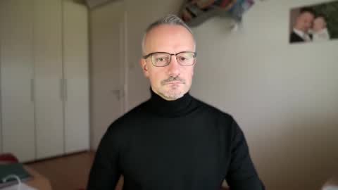 Snapshot of walky78 chatting on 02/17/25, 07:58 walky78 online show from 02/17/25, 07:58