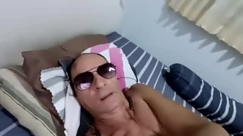 Snapshot of walleja chatting on 09/11/25, 03:01 walleja online show from 09/11/25, 03:01