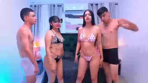 Sofia  Thiago online show from 09/24/25, 01:14