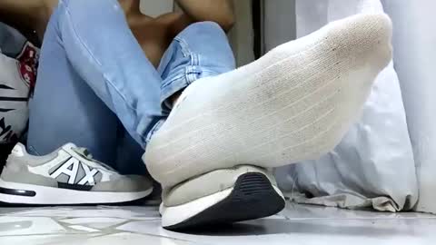Snapshot of waltherfeet_ chatting on 04/14/26, 10:49 WaltherFeet online show from 04/14/26, 10:49