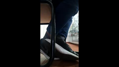 Snapshot of waltherfeet_ chatting on 05/11/26, 04:26 WaltherFeet online show from 05/11/26, 04:26