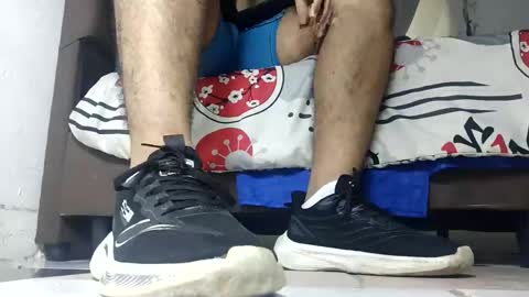 Snapshot of waltherfeet_ chatting on 05/25/26, 01:11 WaltherFeet online show from 05/25/26, 01:11