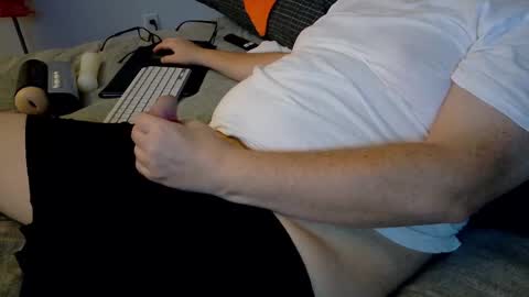Snapshot of waltsobchak chatting on 09/12/25, 01:06 I love the ol in-n-out online show from 09/12/25, 01:06