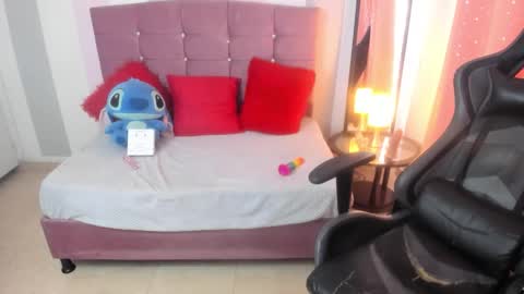 Alexandra online show from 03/11/26, 06:47