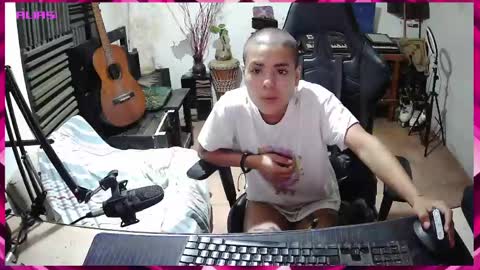 wanda_sra_m online show from 04/03/26, 01:42