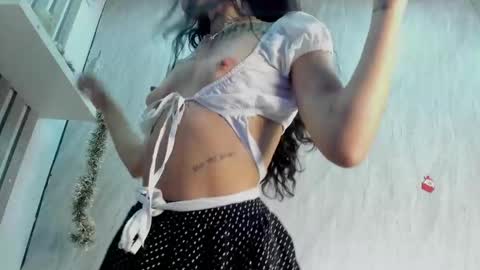  wanda  online show from 12/04/24, 12:30