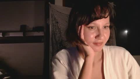 Snapshot of wanderwhitch chatting on 02/07/26, 02:48 Miya online show from 02/07/26, 02:48