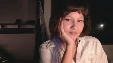 Snapshot of wanderwhitch chatting on 02/10/26, 03:43 Miya online show from 02/10/26, 03:43