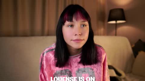 Betti online show from 10/02/25, 10:33