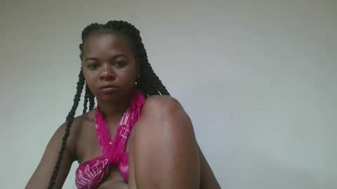 wangela online show from 02/03/26, 12:42