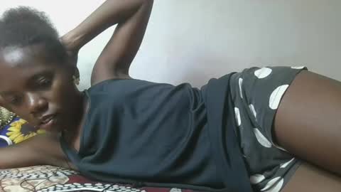 wangela online show from 02/05/26, 06:12