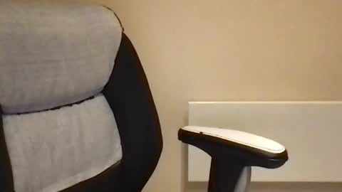 Snapshot of wangotaj chatting on 11/11/25, 12:10 wangotaj online show from 11/11/25, 12:10