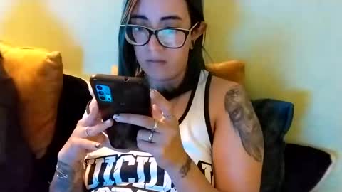 Waningrose  Lu online show from 01/03/25, 11:23