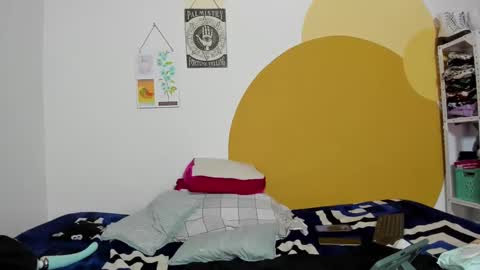 Waningrose  Lu online show from 11/12/25, 09:25