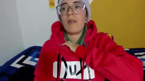 Waningrose  Lu online show from 11/25/25, 11:49