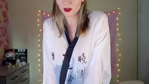 Kate online show from 01/19/25, 08:18