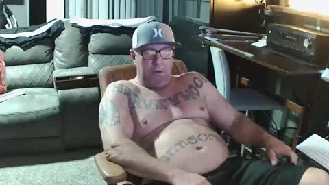 inittogetitin online show from 02/25/26, 07:40