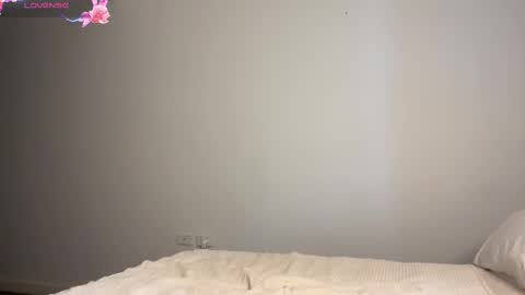 Snapshot of wasianbby chatting on 02/16/25, 11:26 Hey my name is Mila Girl next door x online show from 02/16/25, 11:26