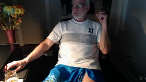 Snapshot of wasted_daze_ chatting on 03/08/25, 03:06 wasted_daze_ online show from 03/08/25, 03:06