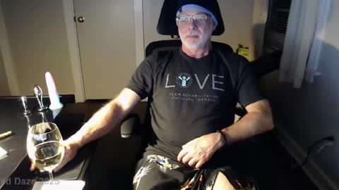 Snapshot of wasted_daze_ chatting on 12/15/25, 02:16 wasted_daze_ online show from 12/15/25, 02:16