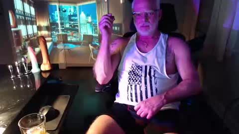 Snapshot of wasted_daze_ chatting on 07/25/26, 01:04 wasted_daze_ online show from 07/25/26, 01:04