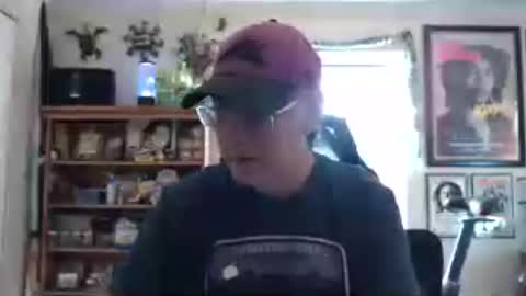 Snapshot of waterfire420 chatting on 07/09/26, 11:42 waterfire420 online show from 07/09/26, 11:42