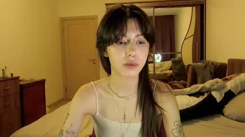 Mina online show from 02/03/25, 07:31